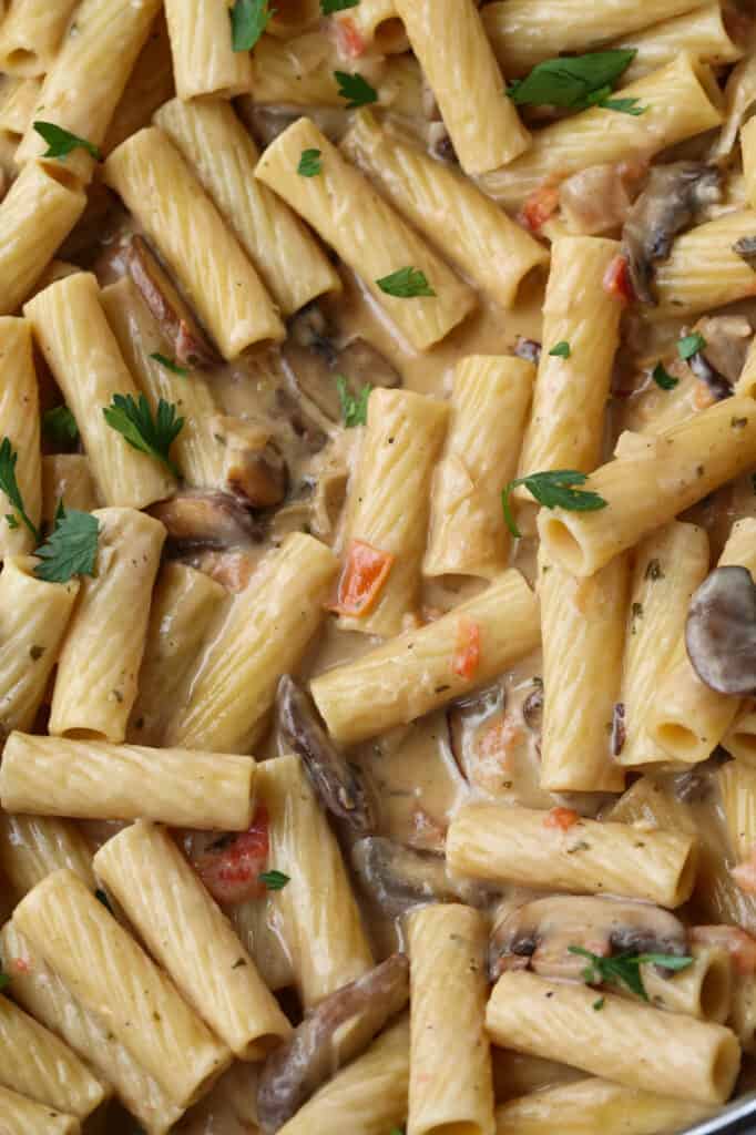 Creamy Mushroom Rigatoni Mantitlement
