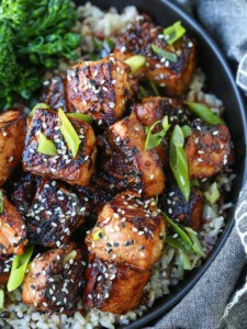 Salmon bites with teriyaki glaze in a bowl