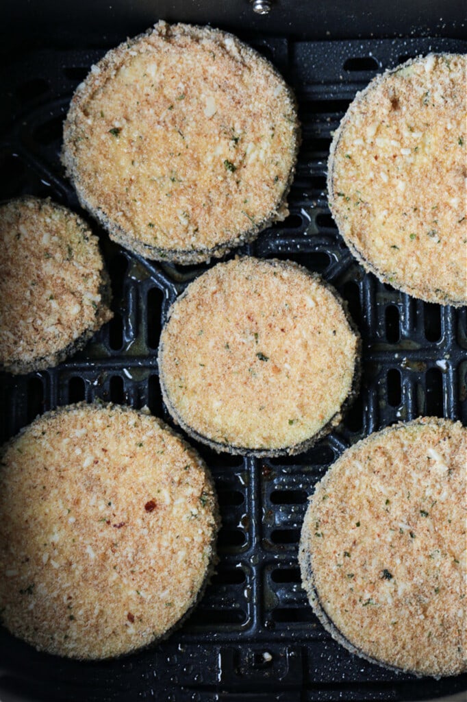 breaded, sliced eggplant rounds in air fryer