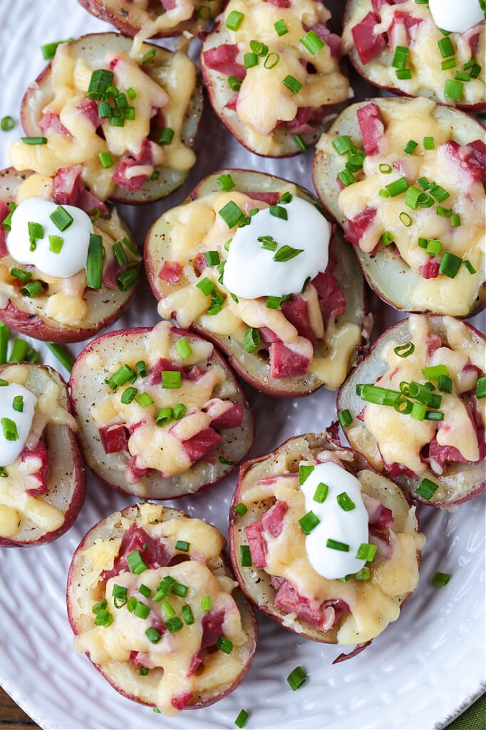 Corned Beef Stuffed Potatoes Mantitlement
