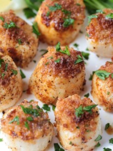 air fryer scallops with a panko topping on plate