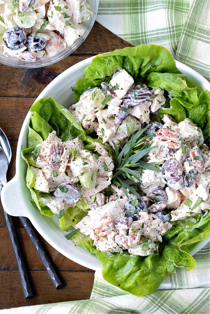 Chicken Salad with Grapes and Walnuts Mantitlement