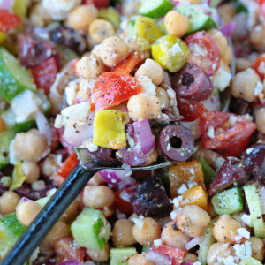 chickpea salad with Greek flavors