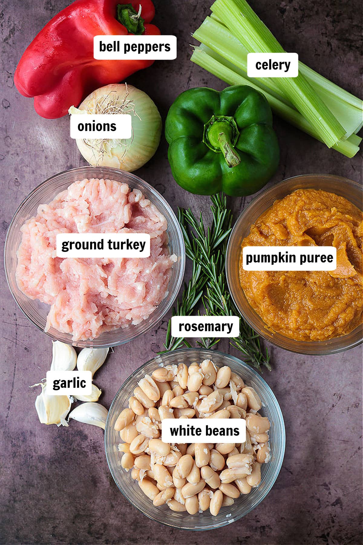 This cozy Pumpkin Chili recipe is giving all the fall vibes! A creamy, hearty turkey chili simmered with pumpkin puree, white wine and beans! Ingredients for turkey chili recipe with pumpkin