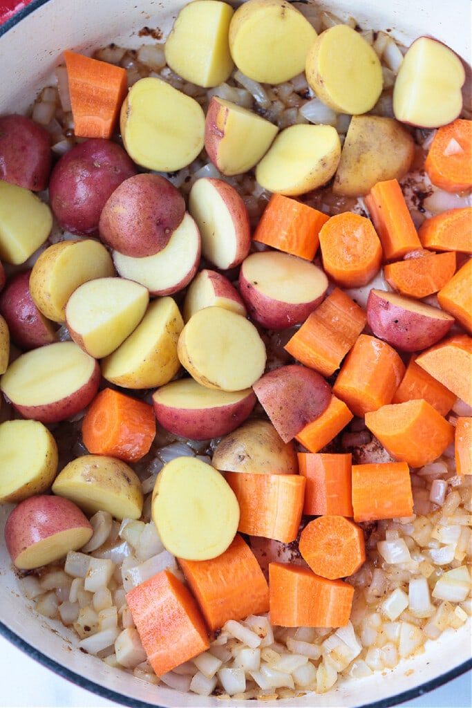 vegetables in a pot for making beef stew