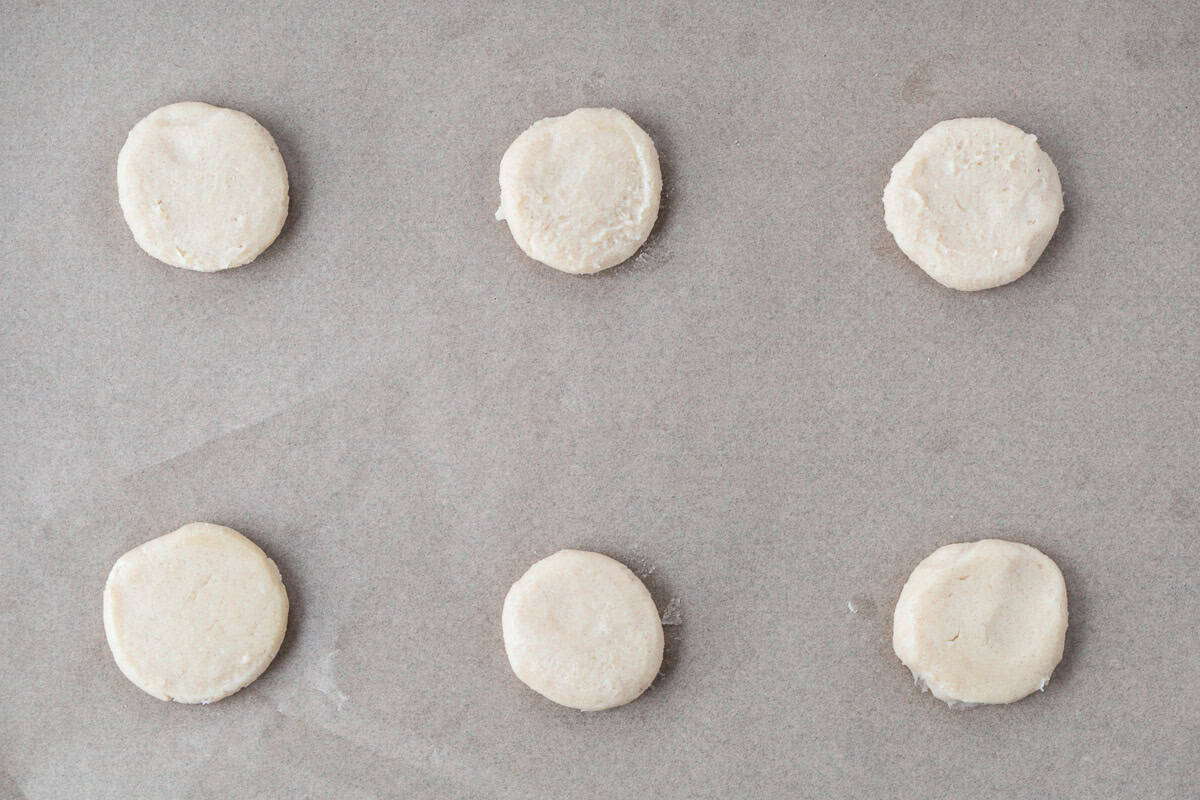 balls of dough on cookie sheet